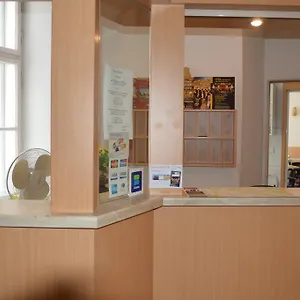 Hotel Ani, Vídeň